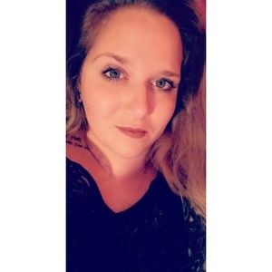 Meet your Posher, Rita